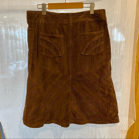 Brown corduroy knee length skirt - Picture 9 of 14